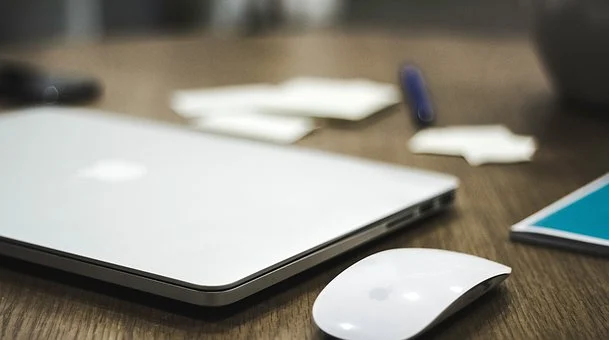 公司注册后不及时注册商标有什么影响？