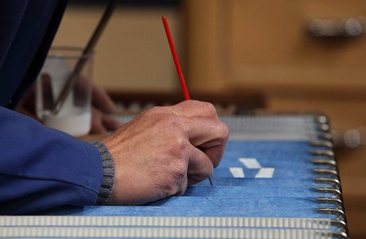 在商标注册中商标驳回和商标注册申请不予受理有什么区别？