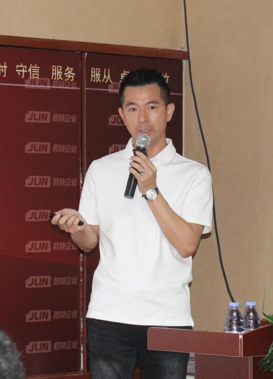 “两会政策对企业利弊的分析”沙龙圆满结束