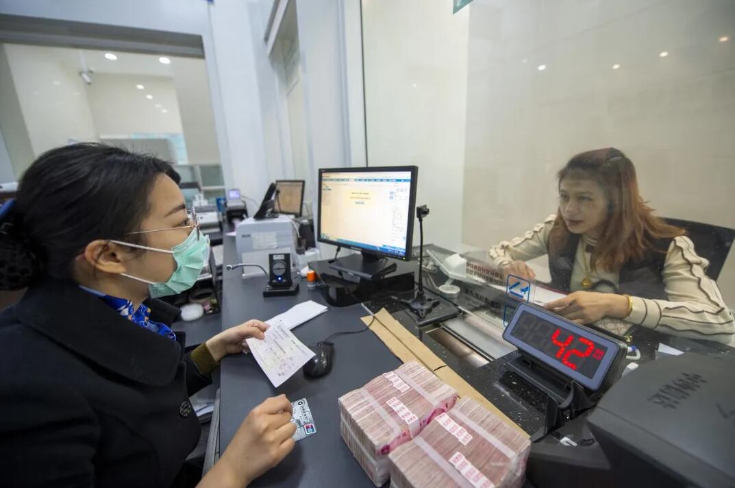 再帮一把！上半年减税降费有这些措施出台 