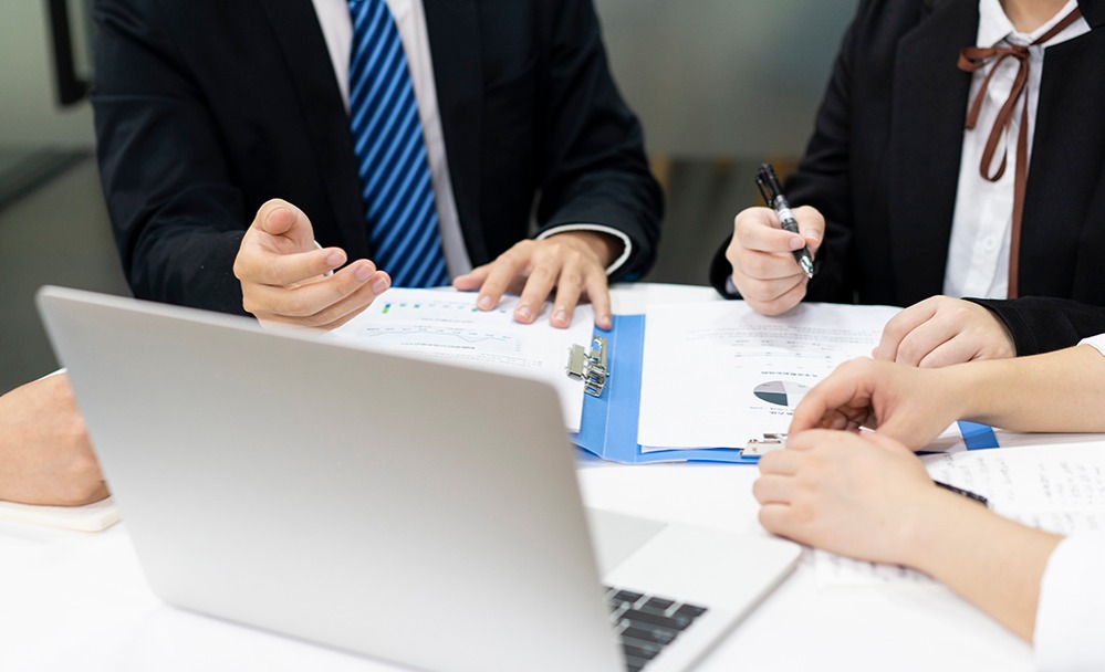 在什么样的条件下，才会办理香港律师公证?