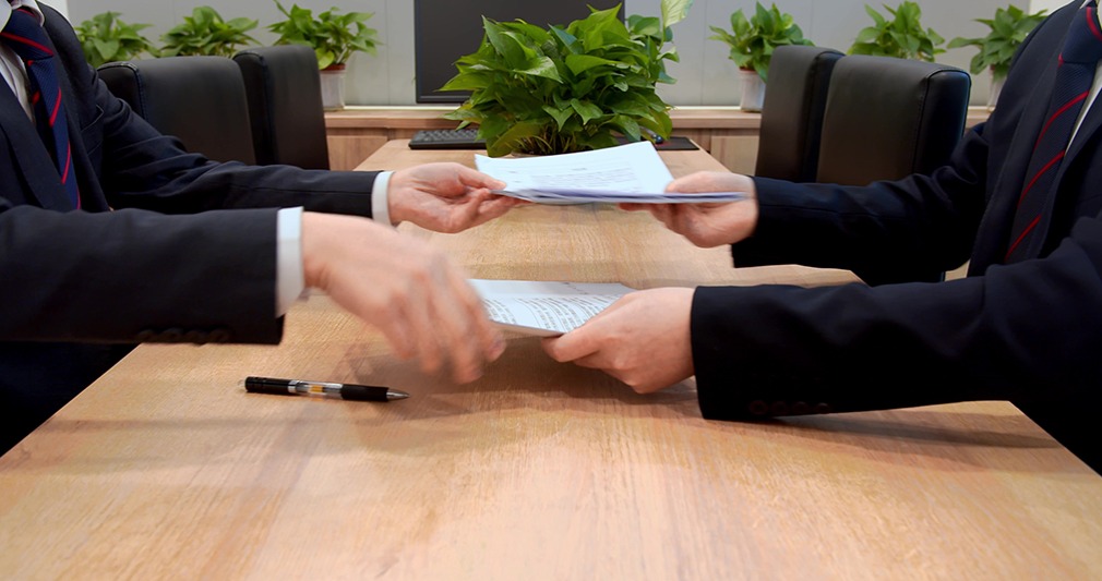 全面解析境内公司在香港开设账户的步骤和优势