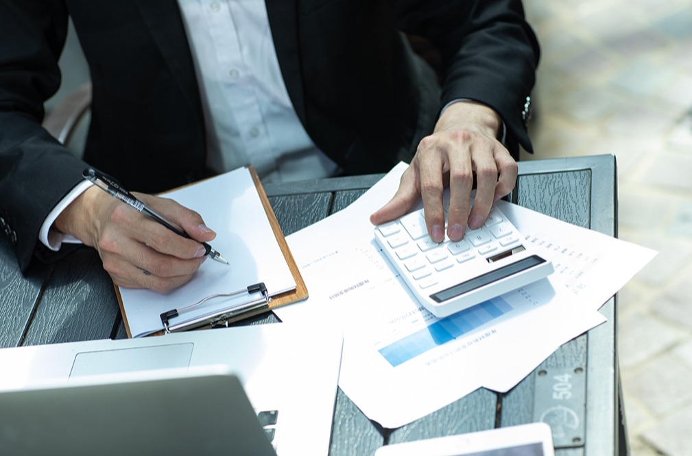 新加坡公司年审必备资料及步骤：