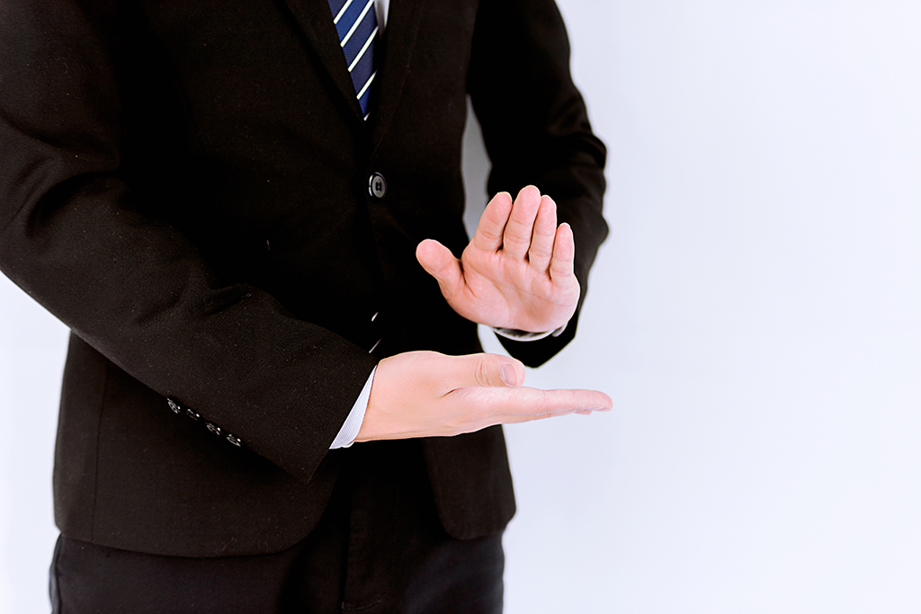 香港公司开户指南：大陆公司必须了解的条件与风险评估