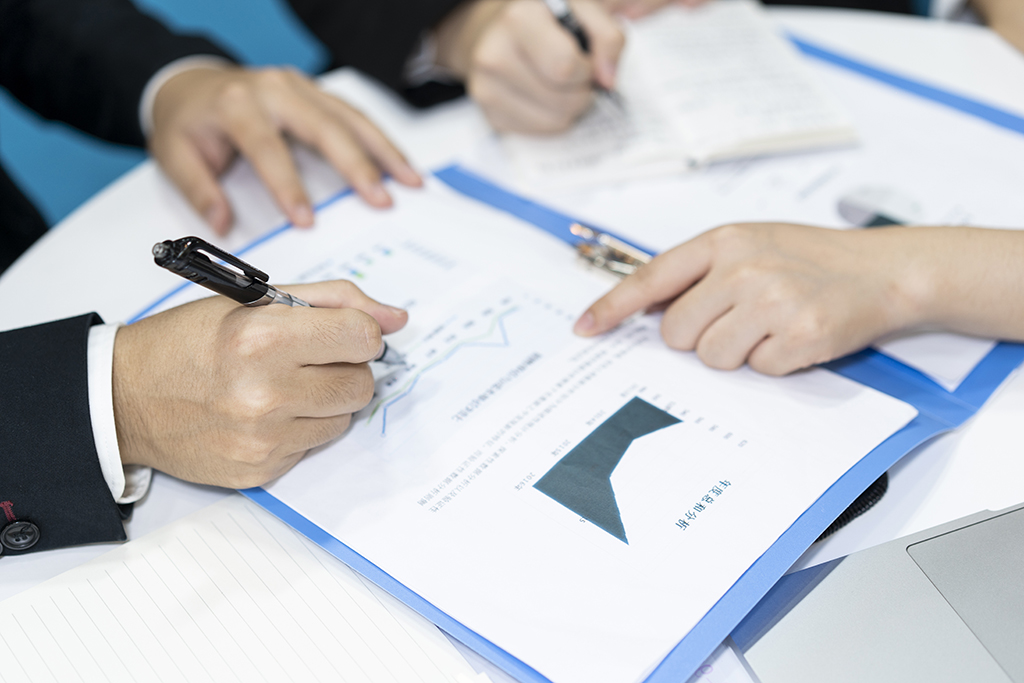 深圳代理记账报税流程详解:一般纳税人申报全攻略(2025最新版) 深圳代理记账报税流程详解:一般纳税人申报全攻略(2025最新版)