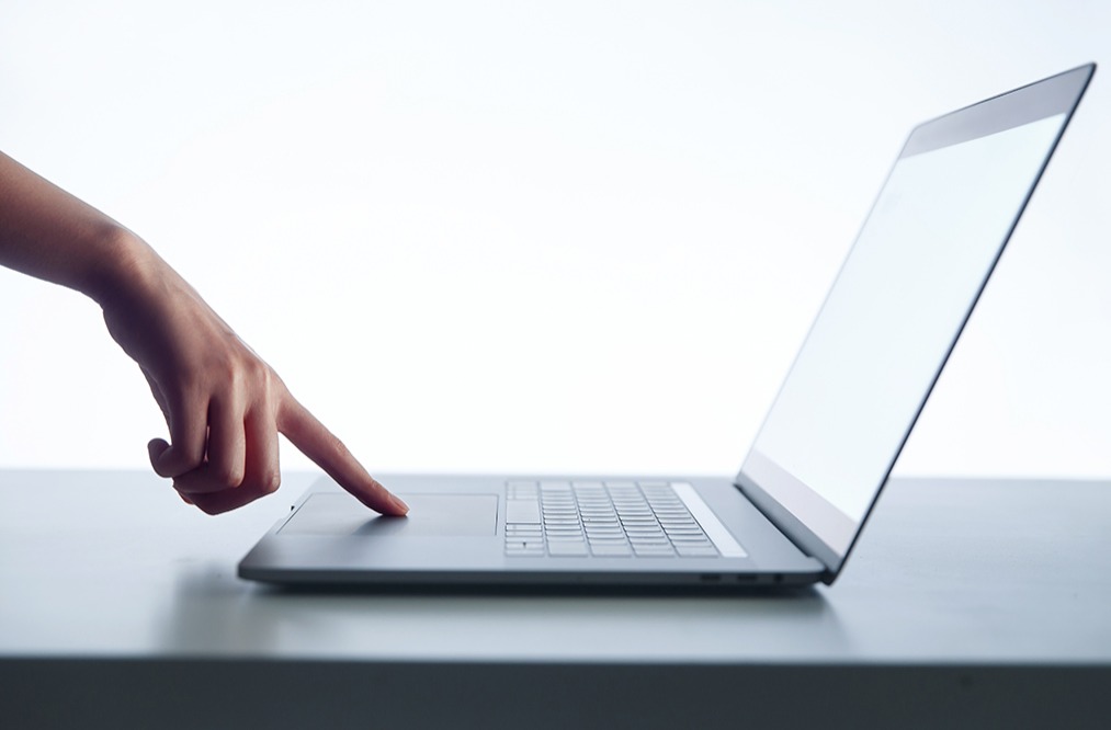 英国vs开曼群岛公司注册全解析：留学生实操指南与风险避坑