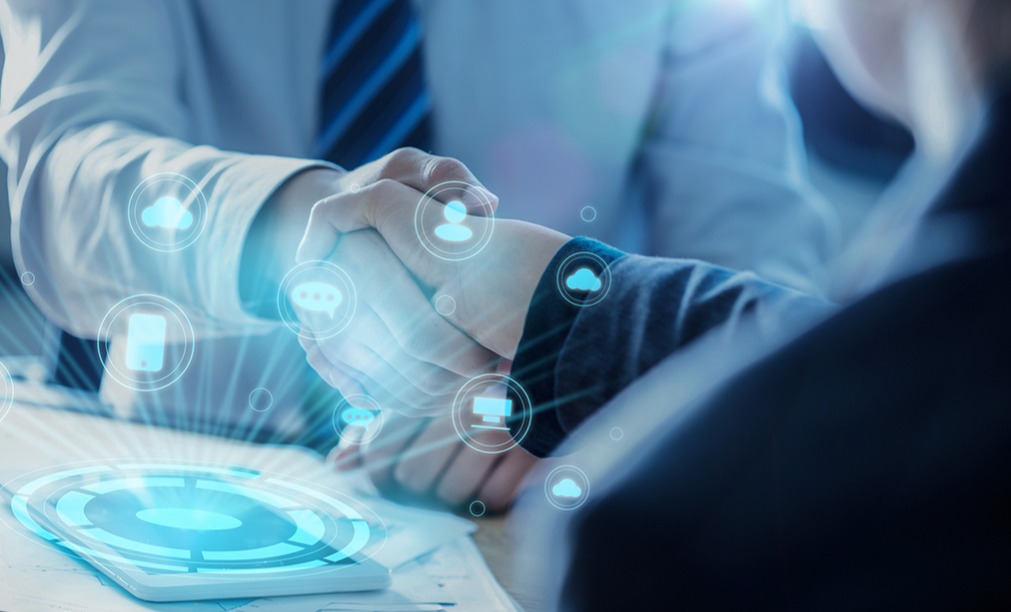 开曼公司如何控股内地公司，公司账户一般开什么银行