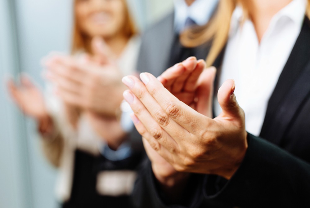 开曼公司控股内地公司，如何在国内经营?