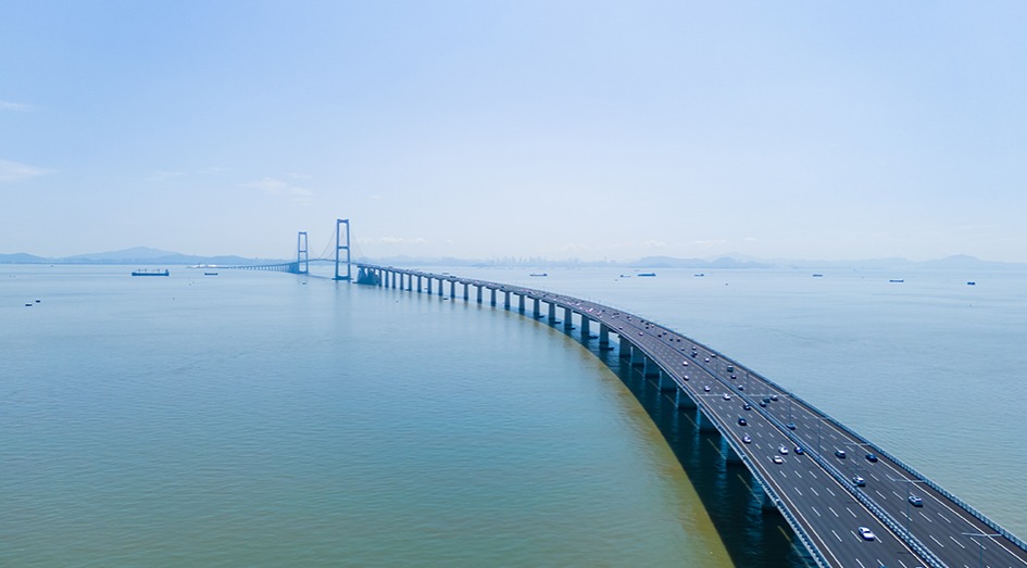 2026粤港两地车牌申请全指南：办理人群、必备文件