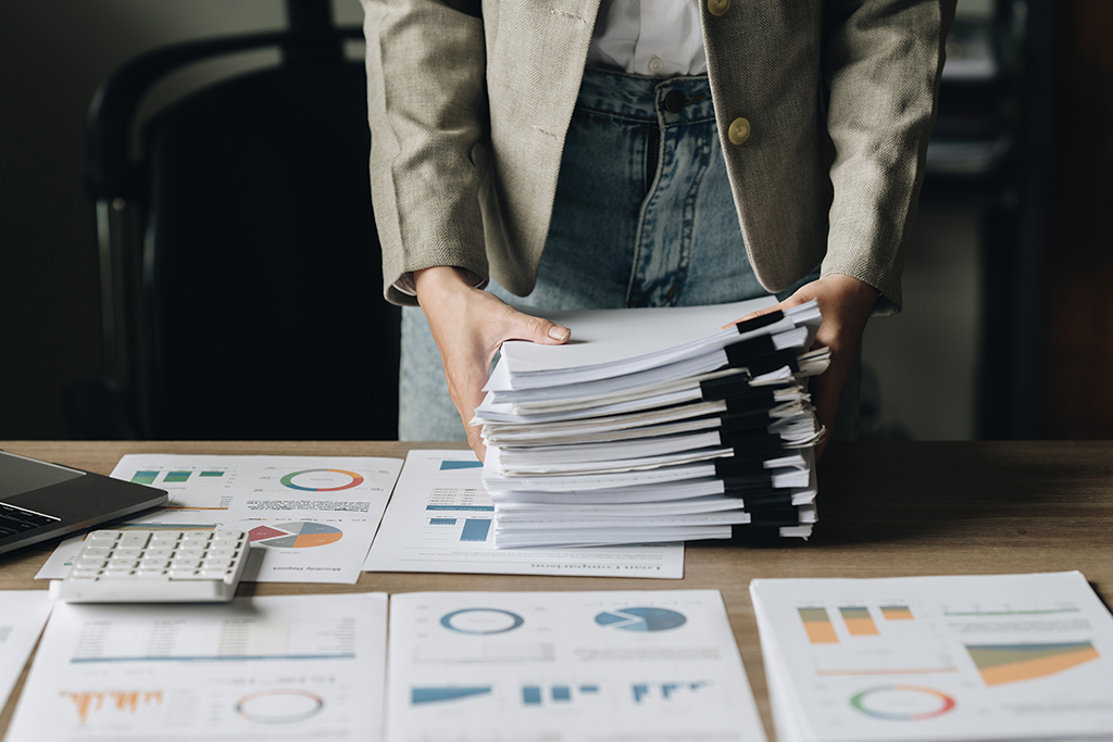 2026香港持牌会计师审计全攻略:核心流程与银行开户合规要点 2026香港持牌会计师审计全攻略:核心流程与银行开户合规要点